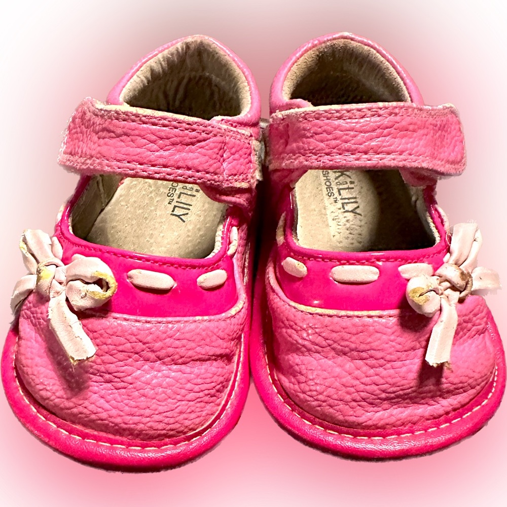 JACK and LILY 12-18 mo PINK LEATHER BABY INFANT TODDLER SHOES designed in CANADA